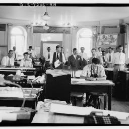 Self-Learning Offices